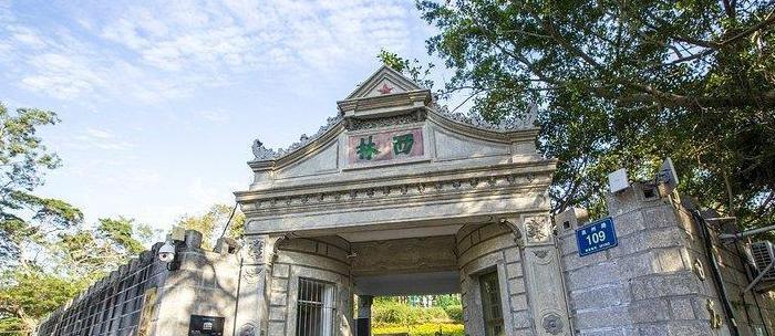 日光岩——鼓浪屿的最高点,可俯瞰鼓浪屿全景,门票60元
