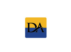 DA